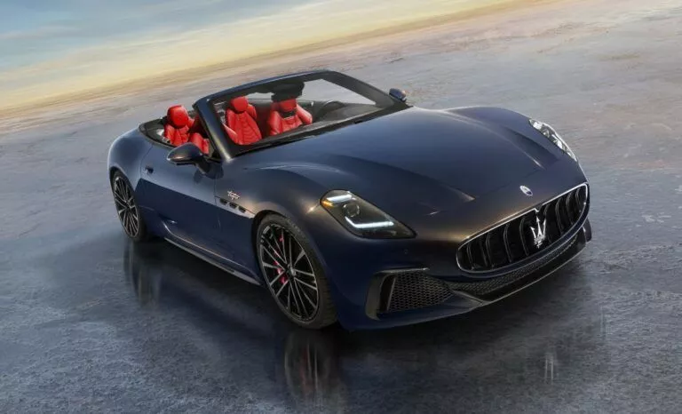 Maserati svela GranCabrio, la nuova spyder del Tridente