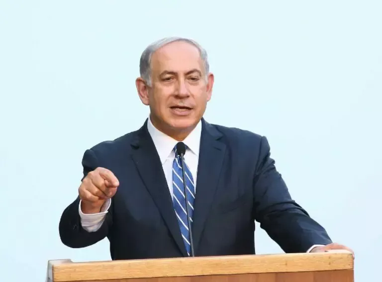 L’Iran lancia decine di droni verso Israele, Netanyahu “Siamo pronti, risponderemo”