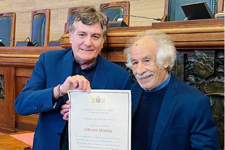 Omaggio a Vittorio Montis: Il Maestro della musica celebrato a Palazzo Bacaredda