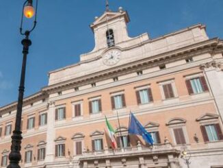 Covid si a commissione in seconda votazione opposizioni lasciano i lavori per protesta