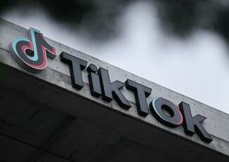 TikTok multato da Antitrust per 10 milioni controlli sui contenuti nel mirino