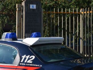 carabinieri auto