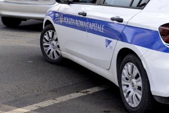 Roma incidente viale Regina Elena le due 20enni sono state travolte sul marciapiede