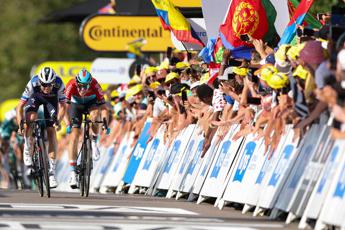 Tour de France 2024 il fisiatra Un miliardo di ciclisti nel mondo allunga la vita ed e ottimo per bimbi