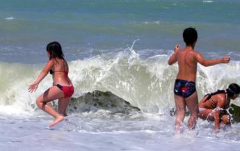 Appello del pediatra a ristoranti e spiagge Mezze porzioni e punti allattamento