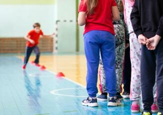 Piu attivita fisica a scuola e risveglio muscoli in prima ora la proposta del pediatra