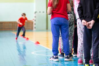 Piu attivita fisica a scuola e risveglio muscoli in prima ora la proposta del pediatra