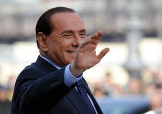 Il giovane Berlusconi da oggi su Netflix ecco la docuserie in tre episodi