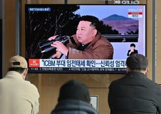 Nordcorea lancia razzo con satellite spia scatta lallarme in Giappone