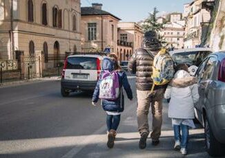 Assegno unico Inps da marzo le domande per chi ha carta Rdc