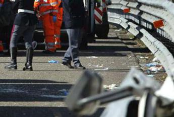 Incidente in A21 scontro tra camion pullman e auto 10 persone in ospedale