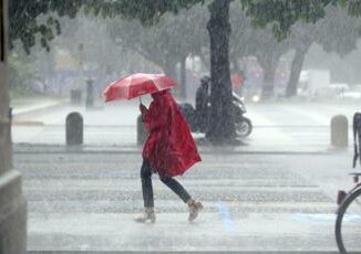 Maltempo in Italia pioggia e neve allerta meteo arancione in Piemonte e Emilia Romagna