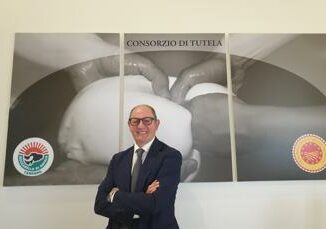 Consorzio Mozzarella Bufala Campana Dop Raimondo confermato presidente