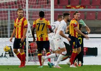 Lecce Milan 2 2 rimonta giallorossa e Pioli frena ancora