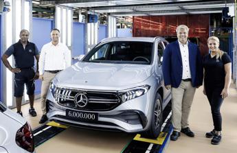 Mercedes fabbrica Rastatt festeggia 6 mln auto prodotte