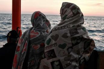 Migranti accordo Italia Albania 14 articoli e 2 allegati ecco il testo