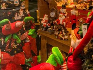 Natale 2023 al via shopping per 6 italiani su 10 ecco quanto spenderanno