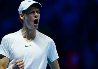 Sinner batte Rune ora semifinali Atp Finals. Con Jannik avanza Djokovic