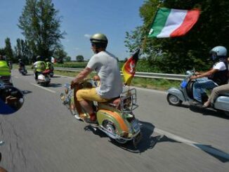 Vespa World Days 2024 a Pontedera il raduno mondiale