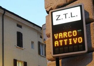 Ztl da incubo coppia riceve 100 multe Salasso da 13mila euro colpa del navigatore