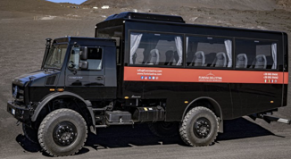 Daimler Truck Italia e Tomassini Style consegnano due Unimog Autobus Fuoristrada alle Funivie dellEtna