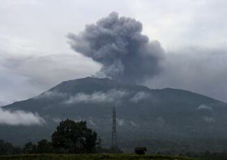 Erutta il vulcano Marapi 11 escursionisti morti in Indonesia