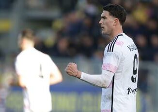 Frosinone Juventus 1 2 bianconeri restano in scia allInter