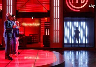 Masterchef 13 prima puntata il giudice ombra e gli 11 cuochi amatoriali