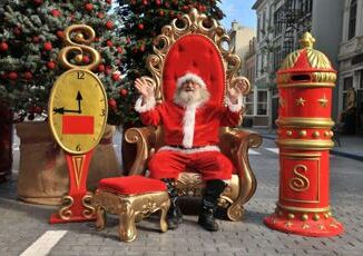 Natale Cinecitta World fino al 7 gennaio grande villaggio tra luminarie e mercatini