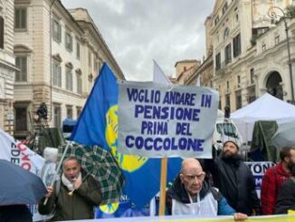 Sciopero medici e infermieri. In pensione prima del coccolone sit in a Roma