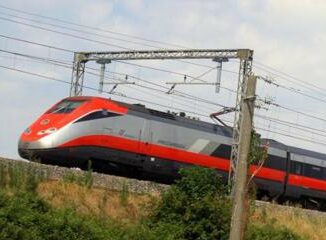 Stop treni a Pavia per fuga di gas ritardi e cancellazioni