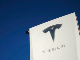 Tesla richiama quasi 4.000 Cybertruck problema a pedale acceleratore