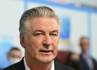 Alec Baldwin nuove accuse di omicidio sul set del film Rust