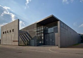 Continua la partnership di successo tra Oknoplast e MOCAK – Museo dArte Contemporanea di Cracovia.Al via la seconda edizione del concorso internazionale per artisti emergenti