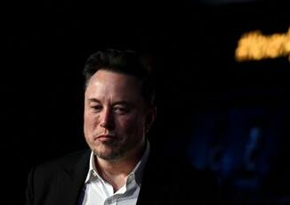 Elon Musk installato primo impianto cerebrale Neuralink su essere umano