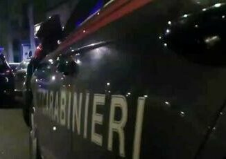 Folle notte a Napoli 8 stranieri feriti tra risse spari e coltellate