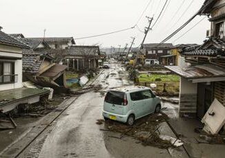 Terremoto in Giappone sale a 64 morti bilancio morti