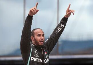 Hamilton alla Ferrari dal 2025 le news dallInghilterra