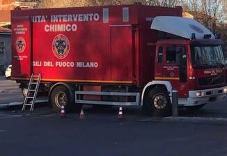 Milano vapori chimici nellaria in zona Gratosoglio Non uscite di casa