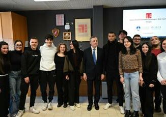 Progetto Peses a Perugia studenti del Capitini dialogano con Draghi