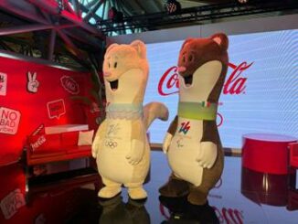 Sanremo 2024 le mascotte di Milano Cortina 2026 arrivano a Casa Coca Cola