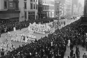 8 marzo uomini che lottano per i diritti delle donne chi sono i suffragetti