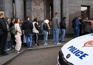 Armenia bomba esplode in stazione polizia Erevan ci sono feriti