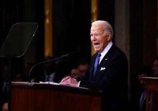 Biden il discorso sullo Stato dellUnione Il mio messaggio per Putin non mi inchino