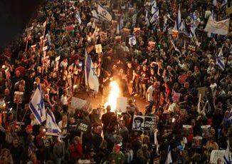 Ostaggi Hamas Netanyahu al centro delle proteste Si dimetta