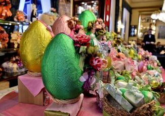 Pasqua per Altroconsumo stabili i prezzi delle colombe aumentano prezzi per uova del 74