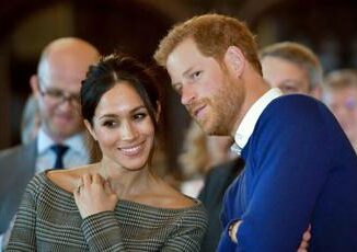 Royal Family e la foto ritoccata gaffe di Kate occasione doro per Harry e Meghan