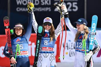 Sci femminile Ledecka si prende il SuperG di Saalbach Brignone seconda