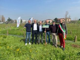 Sostenibilita Mosaico Verde inaugurato a Caravaggio intervento di forestazione