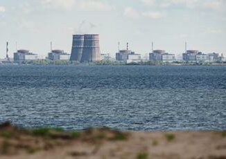 Ucraina Russia attacca Zaporizhzhia tra blackout e allarme disastro nucleare